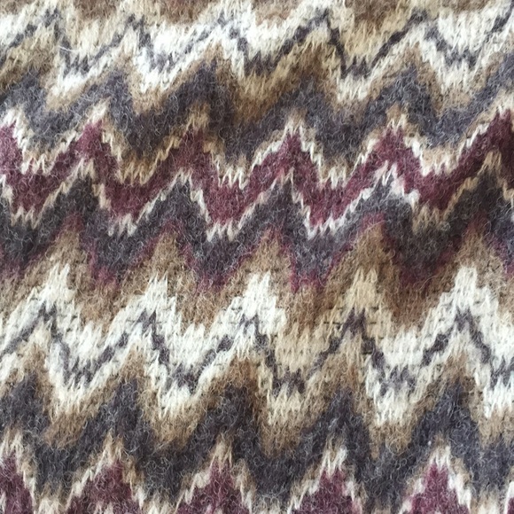 Wool Belted Poncho - Picture 3 of 4